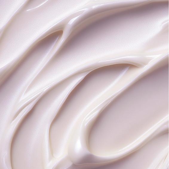 Signature Facial with FREE Brow wax